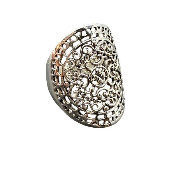 Vintage CW Sterling Silver Oval Filigree Flower Leaf Ring Size 7 Silver Tone Ret - Picture 3 of 7